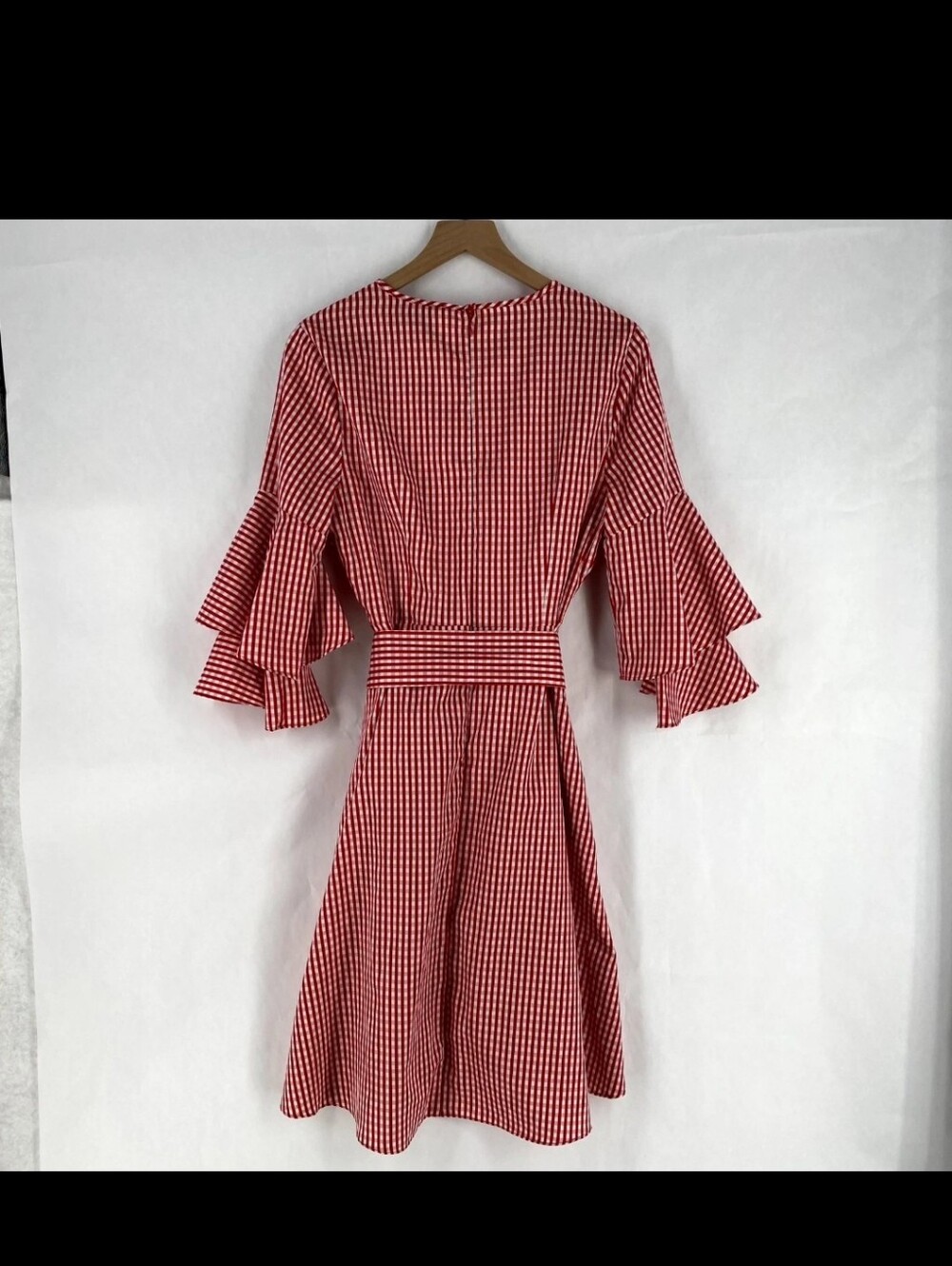 Red & White Gingham Dress with Ruffle Sleeves (Like NEW) Charles Henry. - Picture 4 of 8